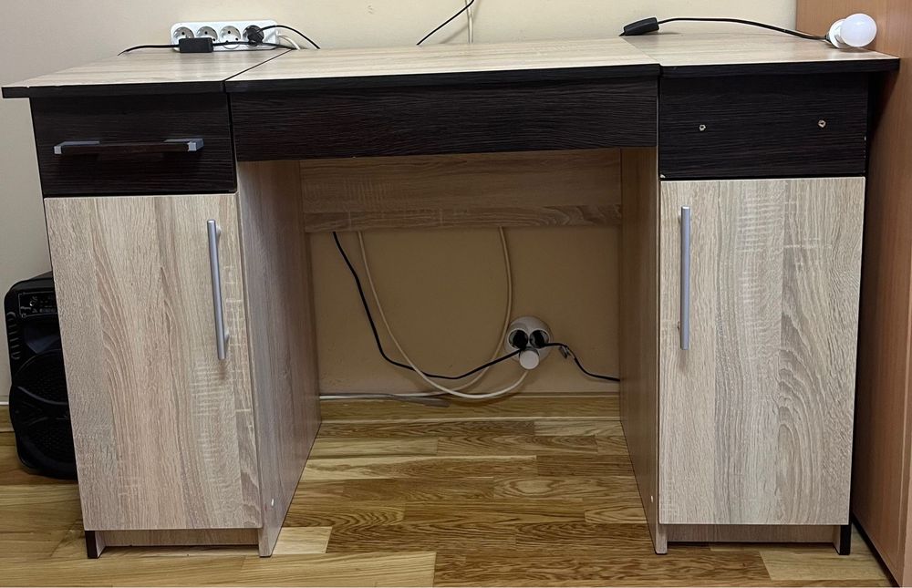 Vând mobilier diferite corpuri