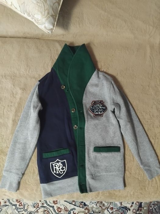 Продам детскую кофту