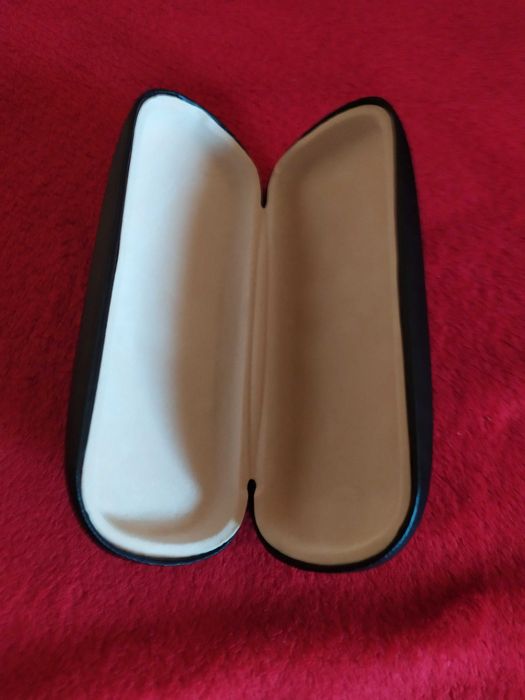 Toc / Suport pentru ochelari model premium