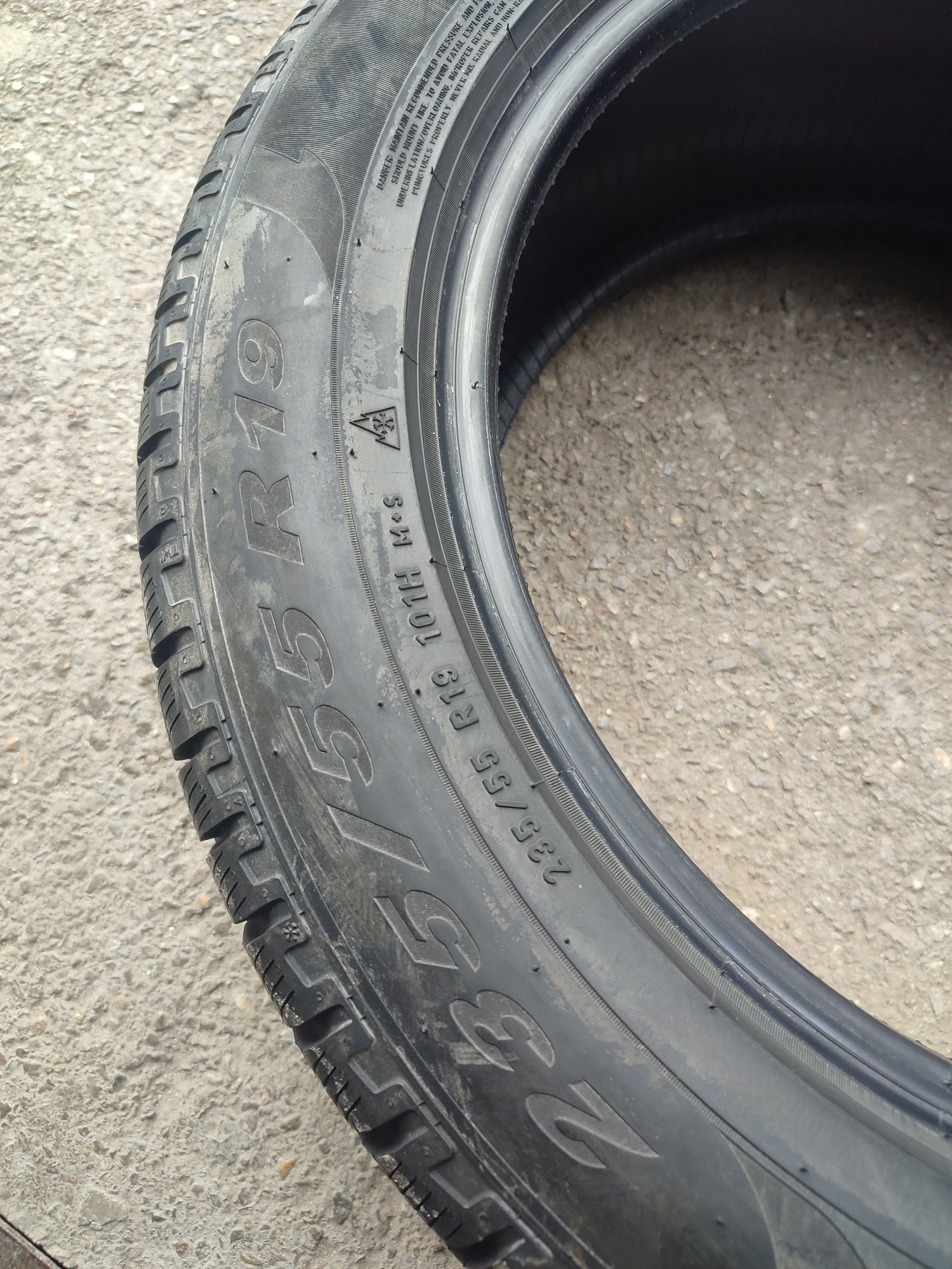 235/55/19" 4бр Pirelli scorpion winter,dot20г,7мм