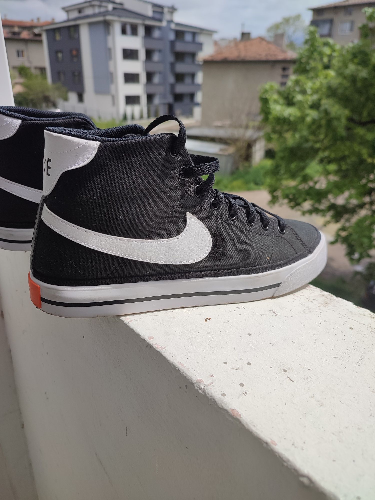 Nike court legacy CANVAS mid