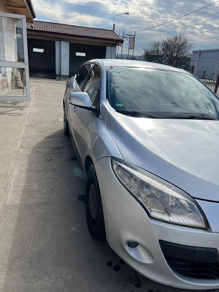 Renault Megane 1,5 dci, 110 cp, af. 2009