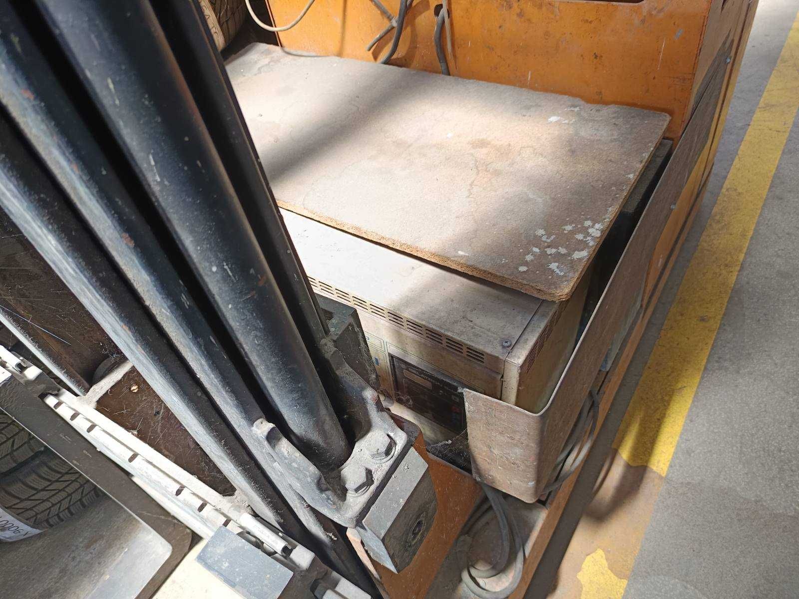 електрокар Wagner EEG-1250/5 с 2 зарядни – 1250 кг, 1995 г.