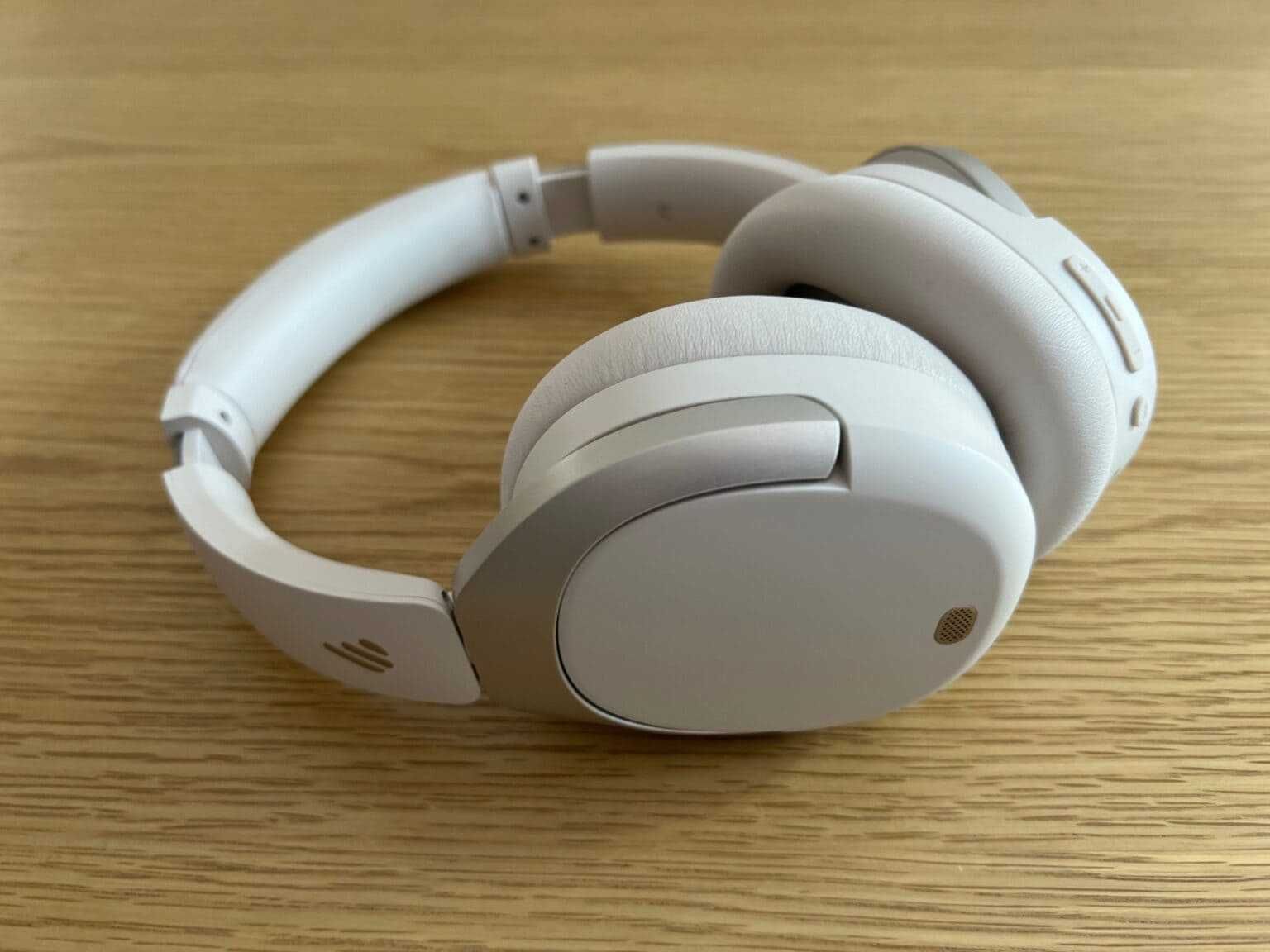 продам новый наушник Edifier W830NB/Bluetooth V5.4/LDAC/AAC/SBC/Hi-Res