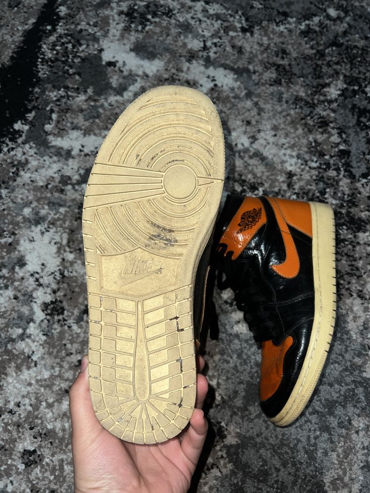 Jordan 1 high orange