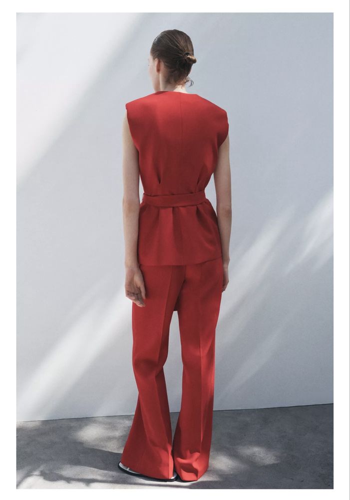 Дамски елек ZARA