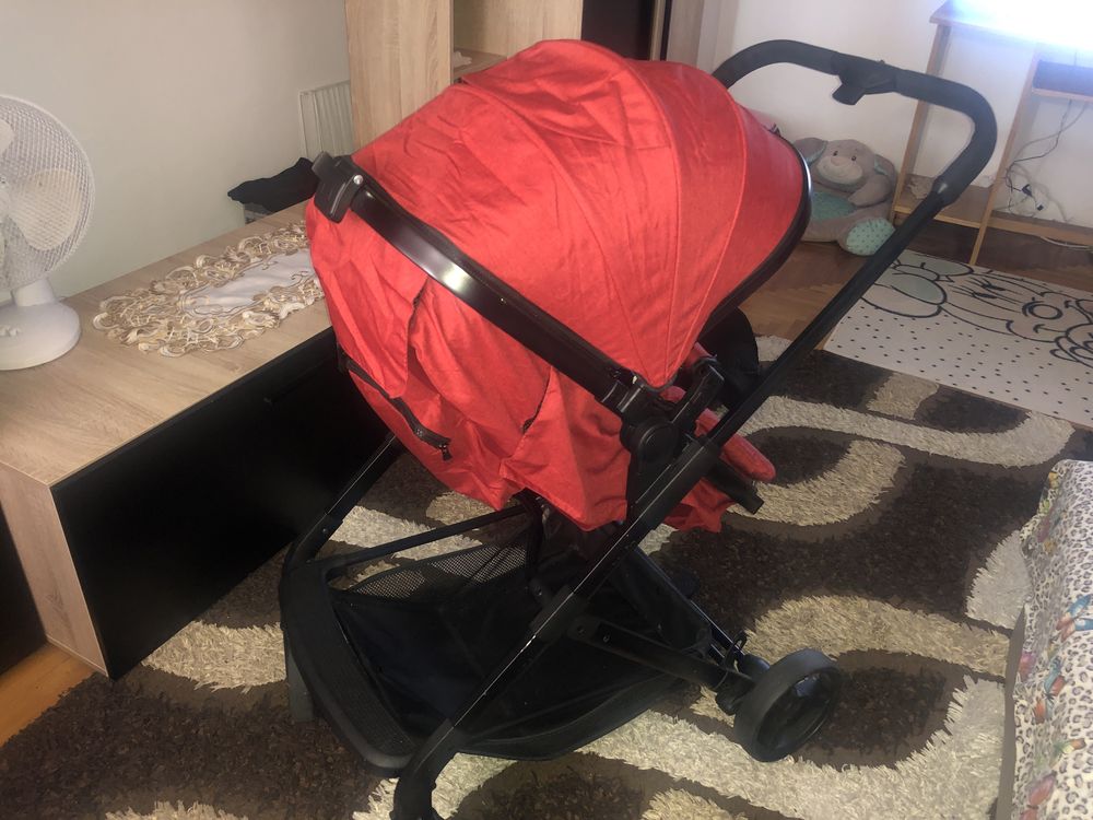 Carucior 3in 1  culoarea rosi