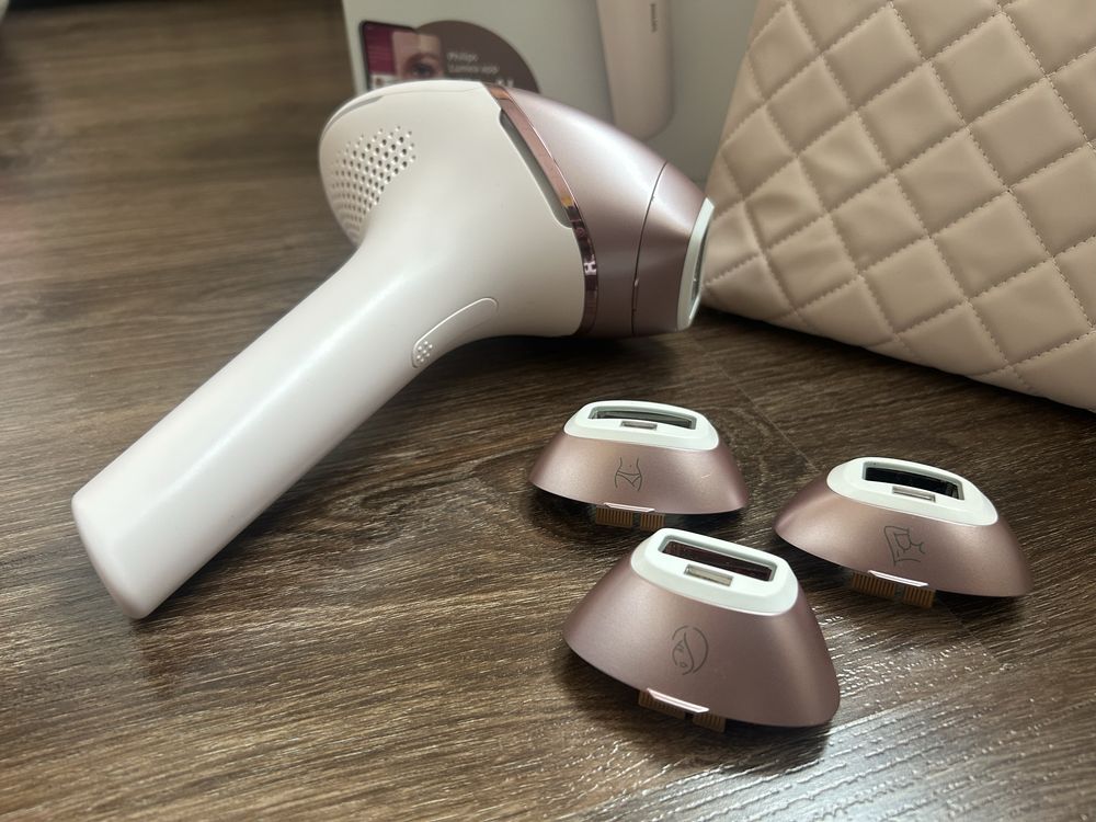 Фотоепилатор Philips Lumea 9900 BR1977/00.