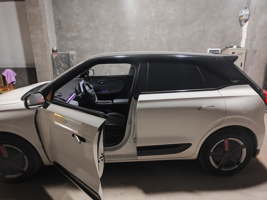 Donfeng nammi 01 elektirmabil sotiladi