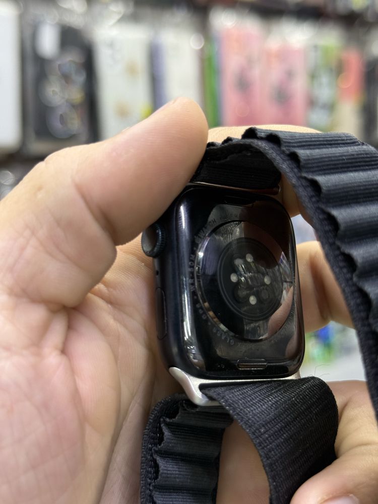 Умные часы Apple Watch 8  45мм