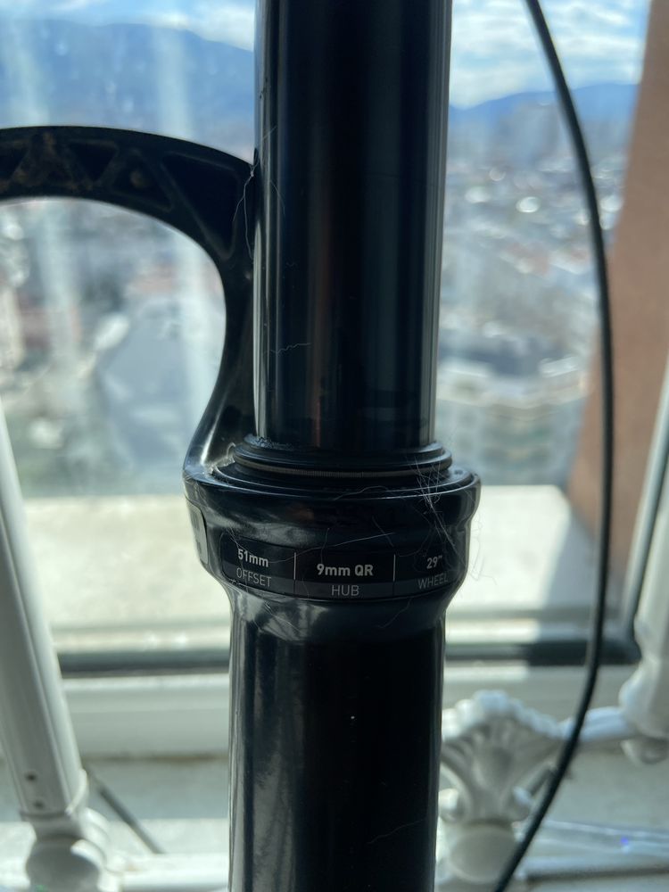 Въздушна вилка rockshox QR 100mm