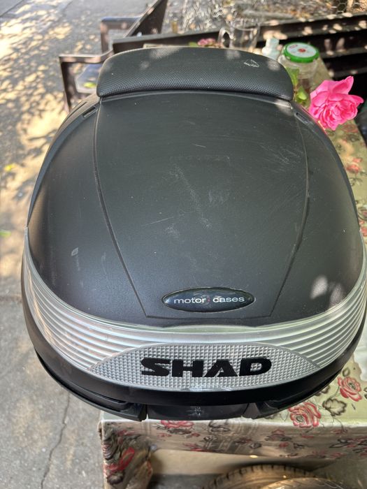 Top case SHAD SH29 si moto-detail .