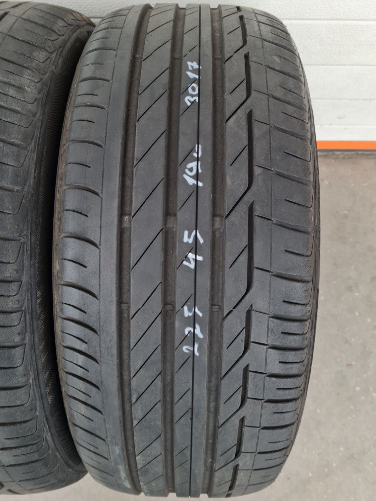 Летни гуми 4 броя BRIDGESTONE Turanzza T001 225 45 R19 дот 3017