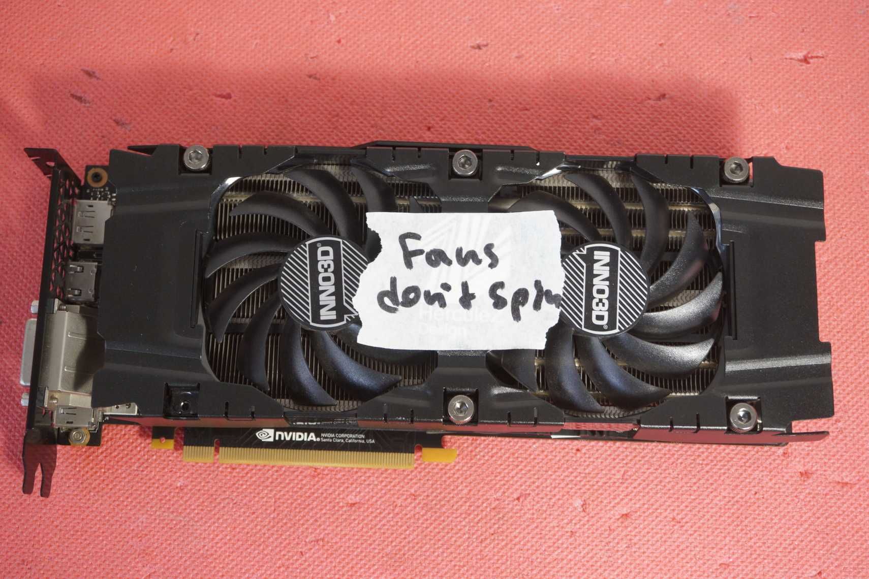 [вентилаторите не работят] GTX 1080 Ti 11GB Inno3D Herculez видеокарта