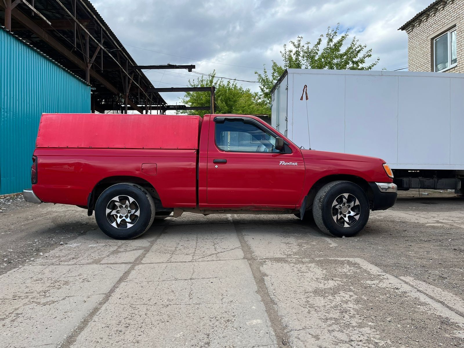 Продам Nissan Frontier