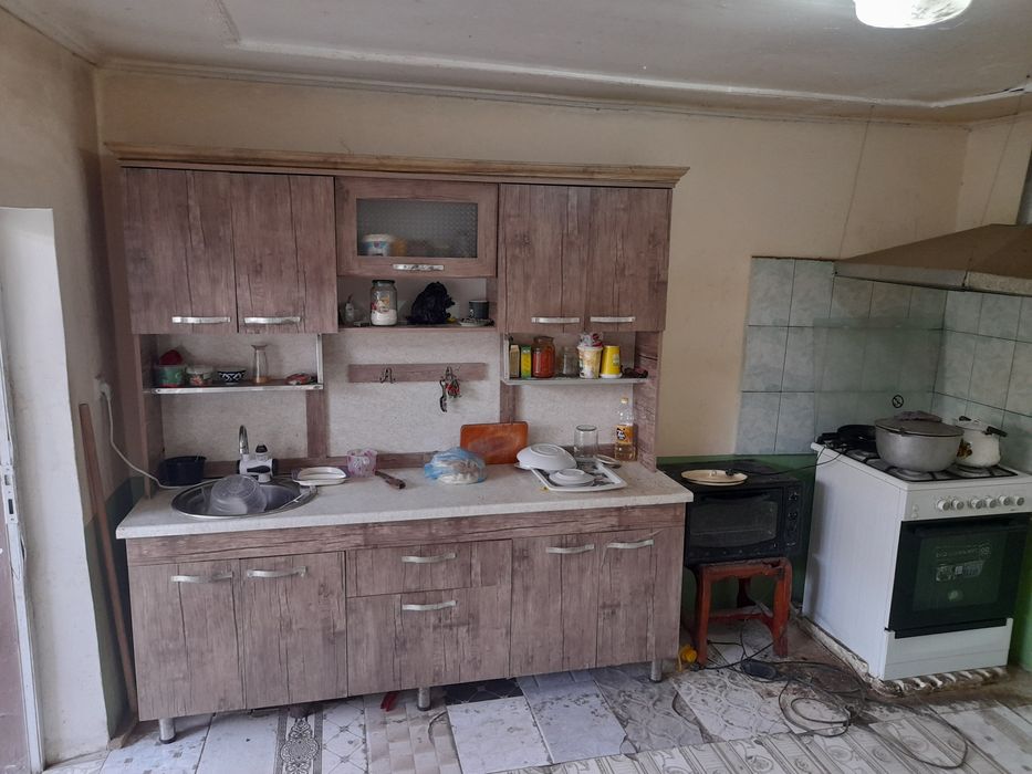 NURAFSHON SH. Uy sotiladi 3 sotix 3 xona