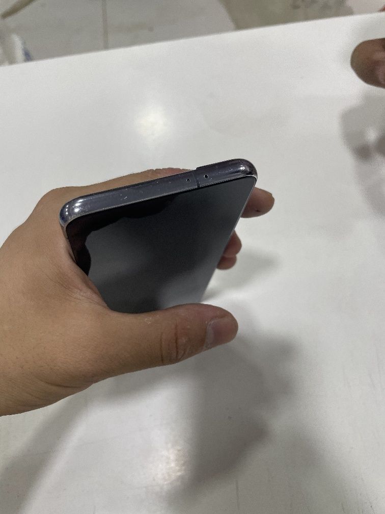 Samsung S21 5G 256 GB garantiya bor