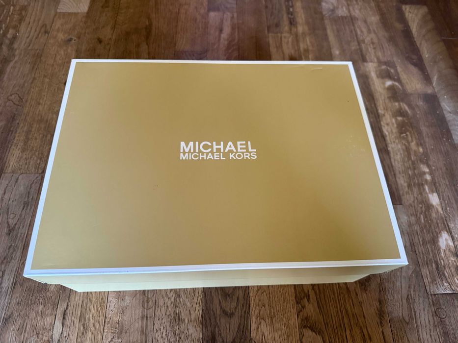 Луксозни дамски обувки Michael Kors Kasia Pump Leather. Чисто нови №38