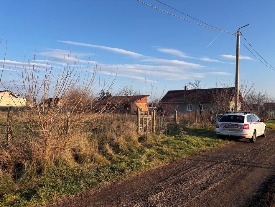 teren intravilan giarmata vatra veche 980 mp