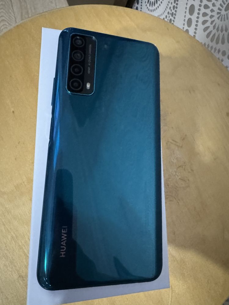 Продам сотовый (телефон) Huawei P smart 2021. В отличном состоянии.
