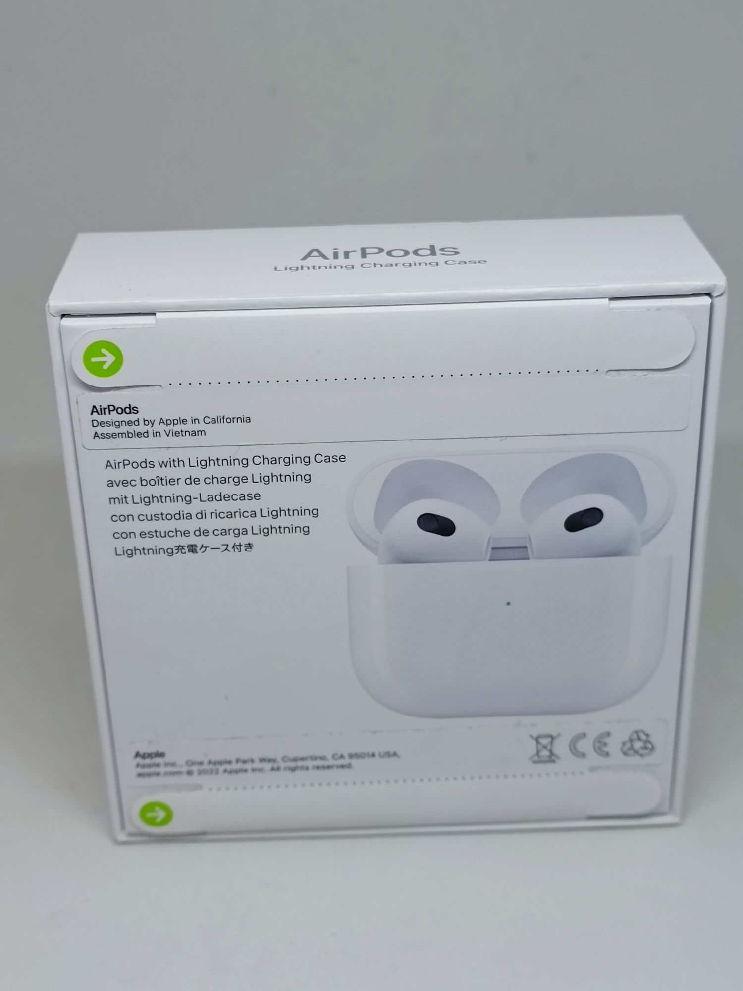 Чисто нови запечатани True wireless слушалки APPLE AIR PODS 3ND GEN