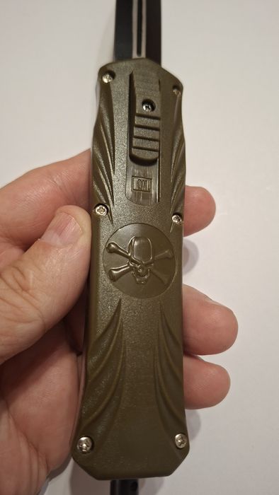 Briceag / cuțit automat