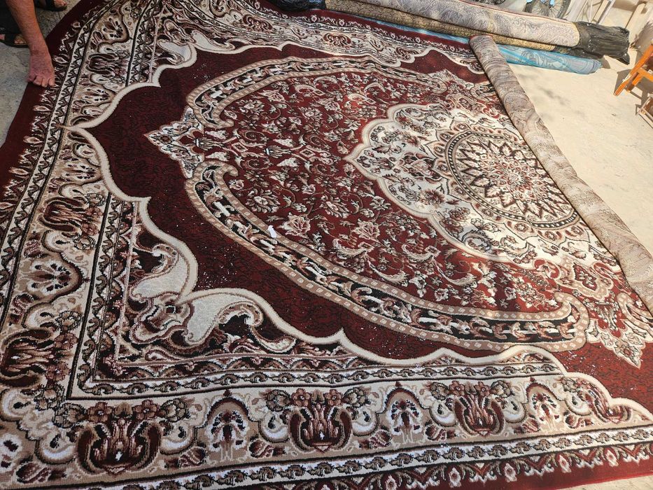 Срочно продам ковры в отличном состоянии размер 3×5