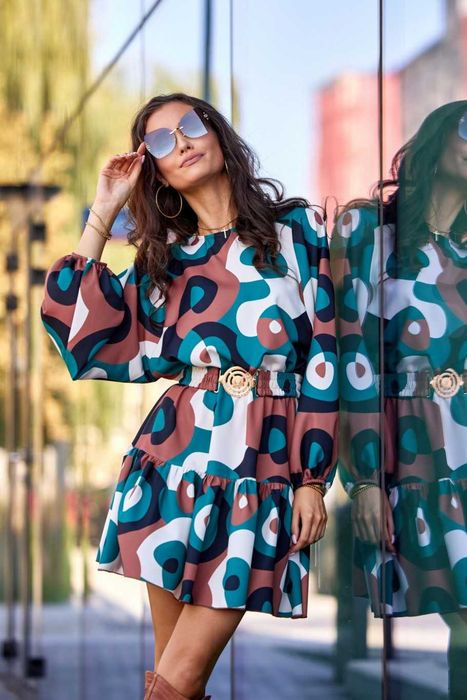 Rochie multicolora scurta, curea inclusa, nou