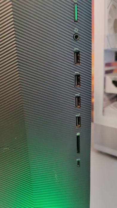 Unitate PC completa Gaming I5-9400, 16GB, GTX 1650- ca noua