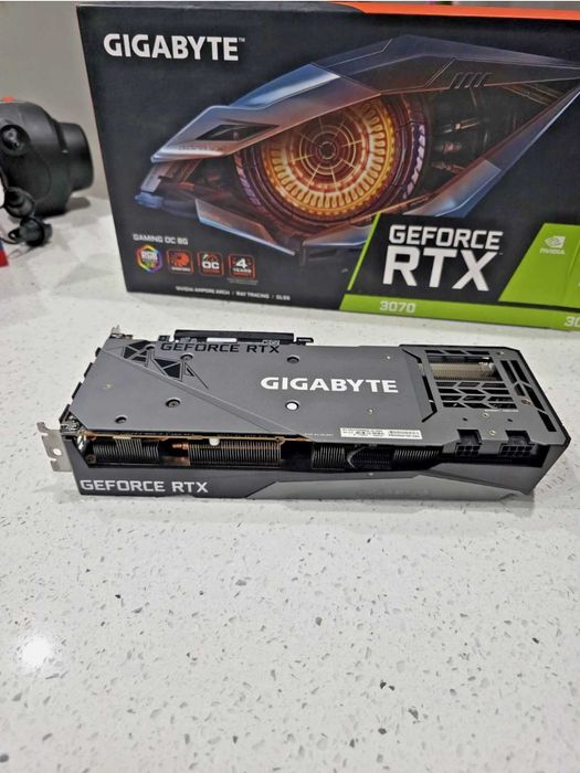 Видеокарта Gigabyte RTX 3070 Gaming OC 8 GB - Неразличима от нова