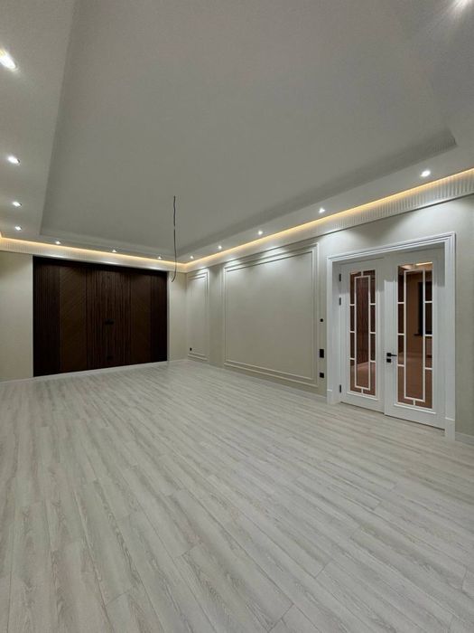 Евро ДОМ   Ор.р: ТЦ High Town Mall Юнусабадскийский район