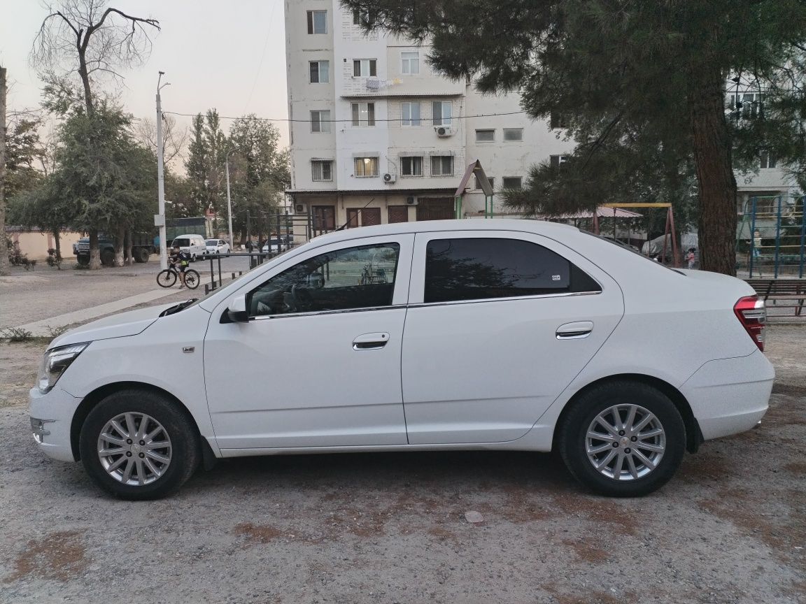 Кобалт автомат 4 позиция