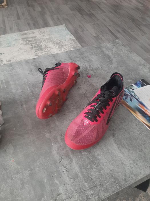 Ghete fotbal diferite mărimi