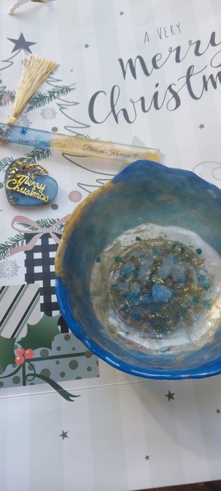 Фруктиера от епоксидна смола