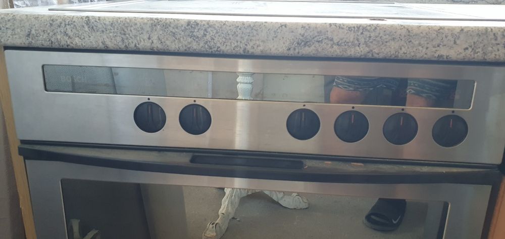 Plita cu cuptor electric, mașina de spălat vase