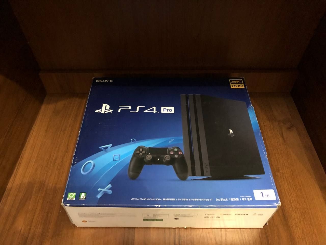 Play station 4 pro