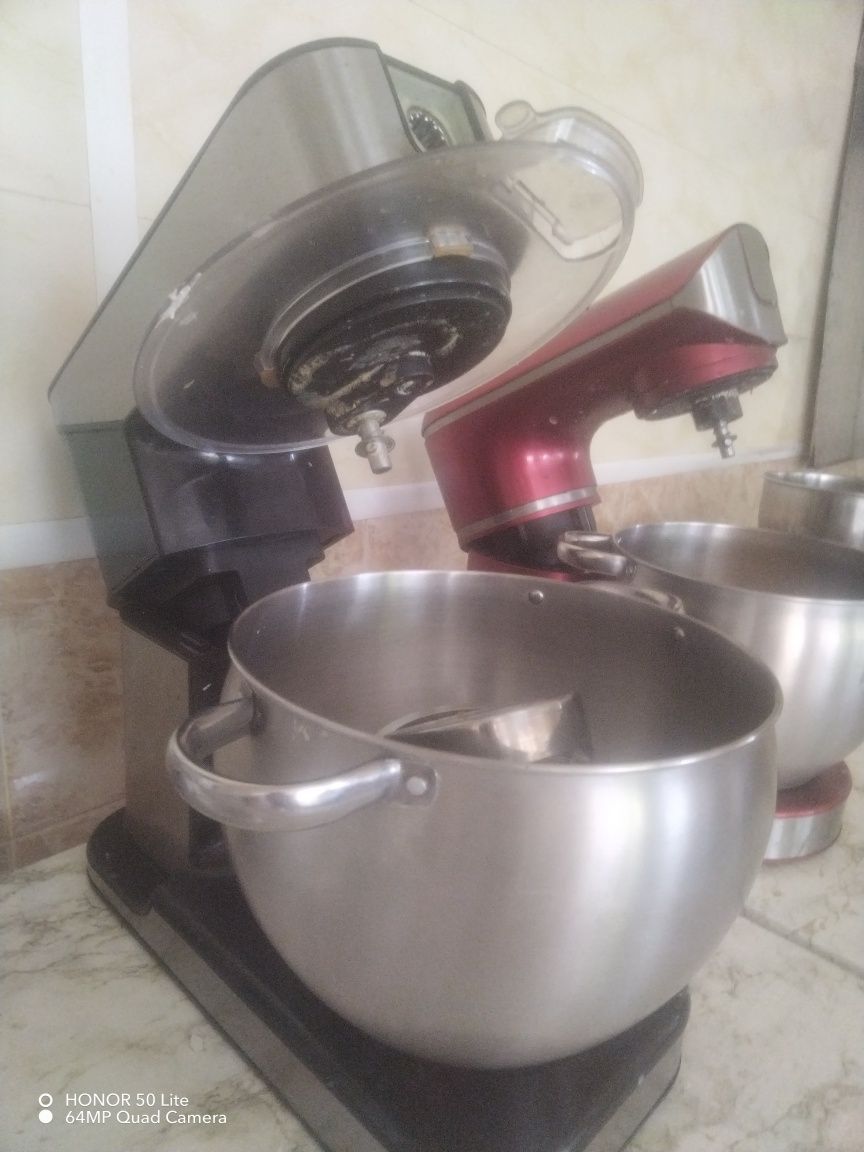 Планетарни миксери за части.