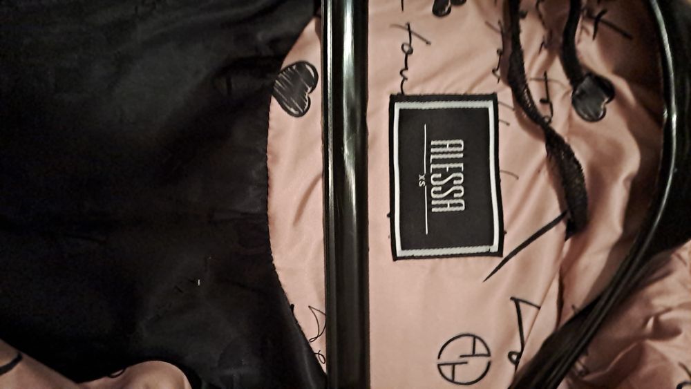 Зимно яке Alessa с подвижна качулка