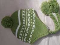 Caciula tricotata verde sau roz