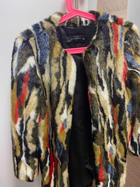 Haina blana sintetica multicolora Zara