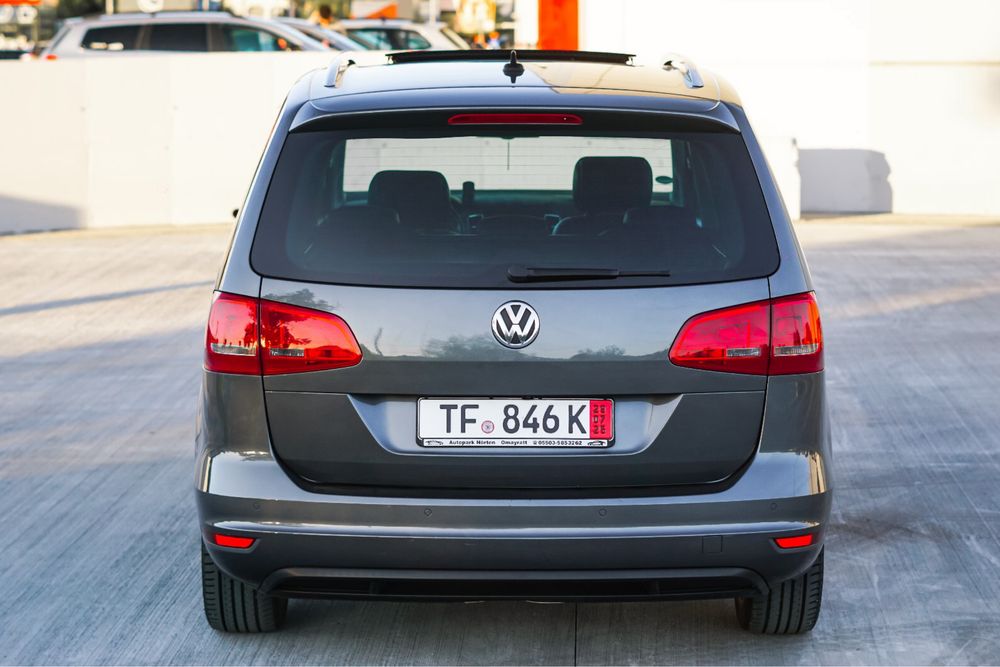 ## Vw Sharan DSG ##