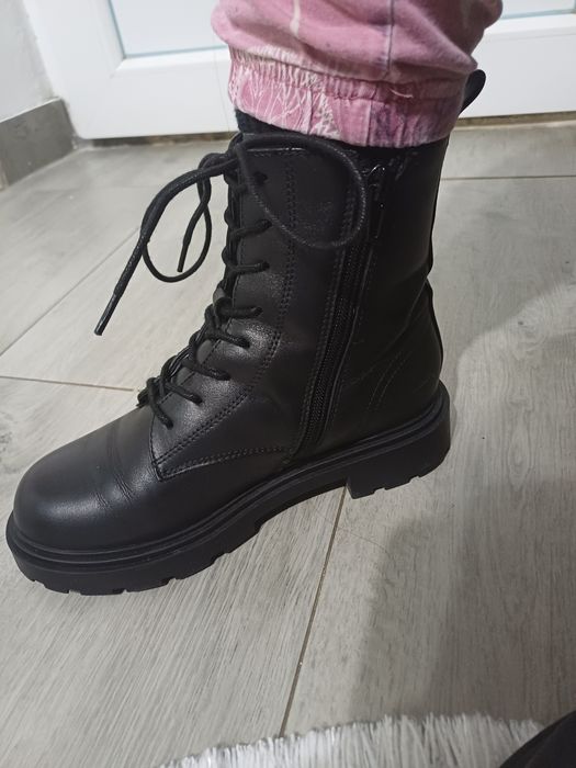 Ghete Mango din piele naturala (bovina )