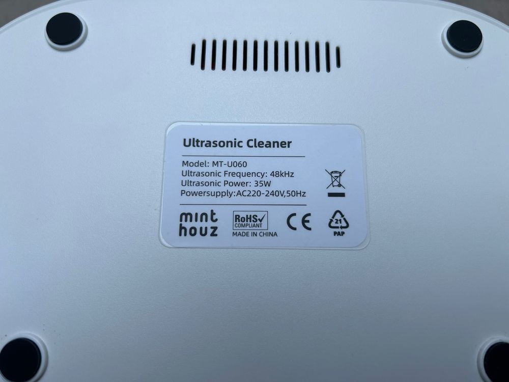 Aparat cu ultrasunete de curatat bijuterii