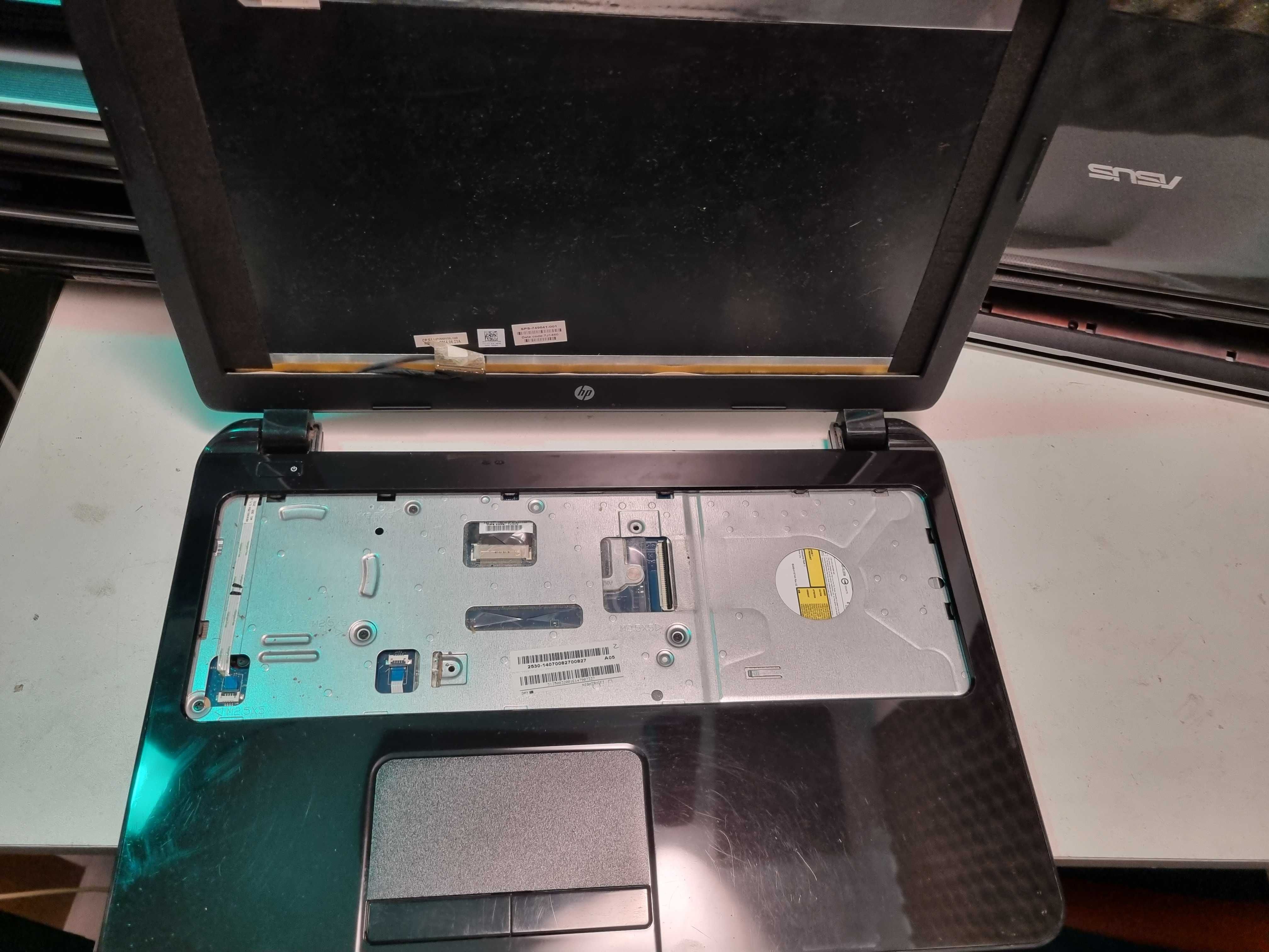 Dezmembrez ACER HP TOSHIBA ASUS Laptopuri defecte