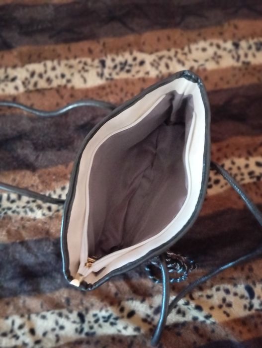 Продам срочно сумку женскую