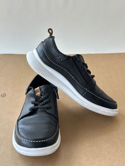 Clarks детски кожени обувки много леки