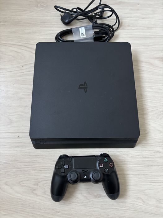 Playstation 4 slim, Modat, HDD - 1TB, controller original