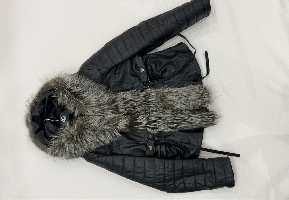 Кожанная куртка с натуральным мехом