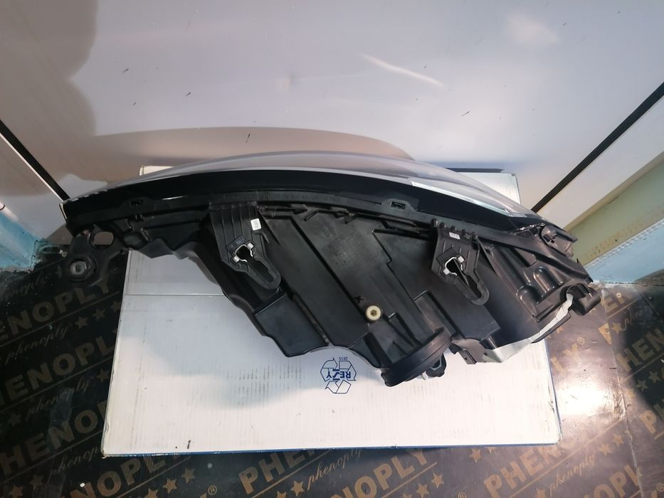 Фар фарове за Ауди А1 / Audi A1 Valeo FUL LED.