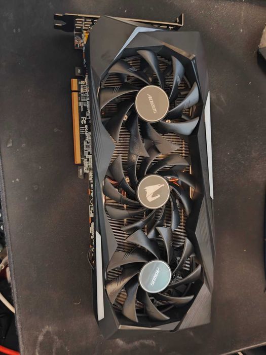 Видеокарта Gigabyte AORUS Master RX 6800 16GB